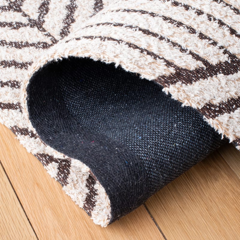 SAFAVIEH Hand-Woven Classic Vintage Kyna Geometric Cotton Rug