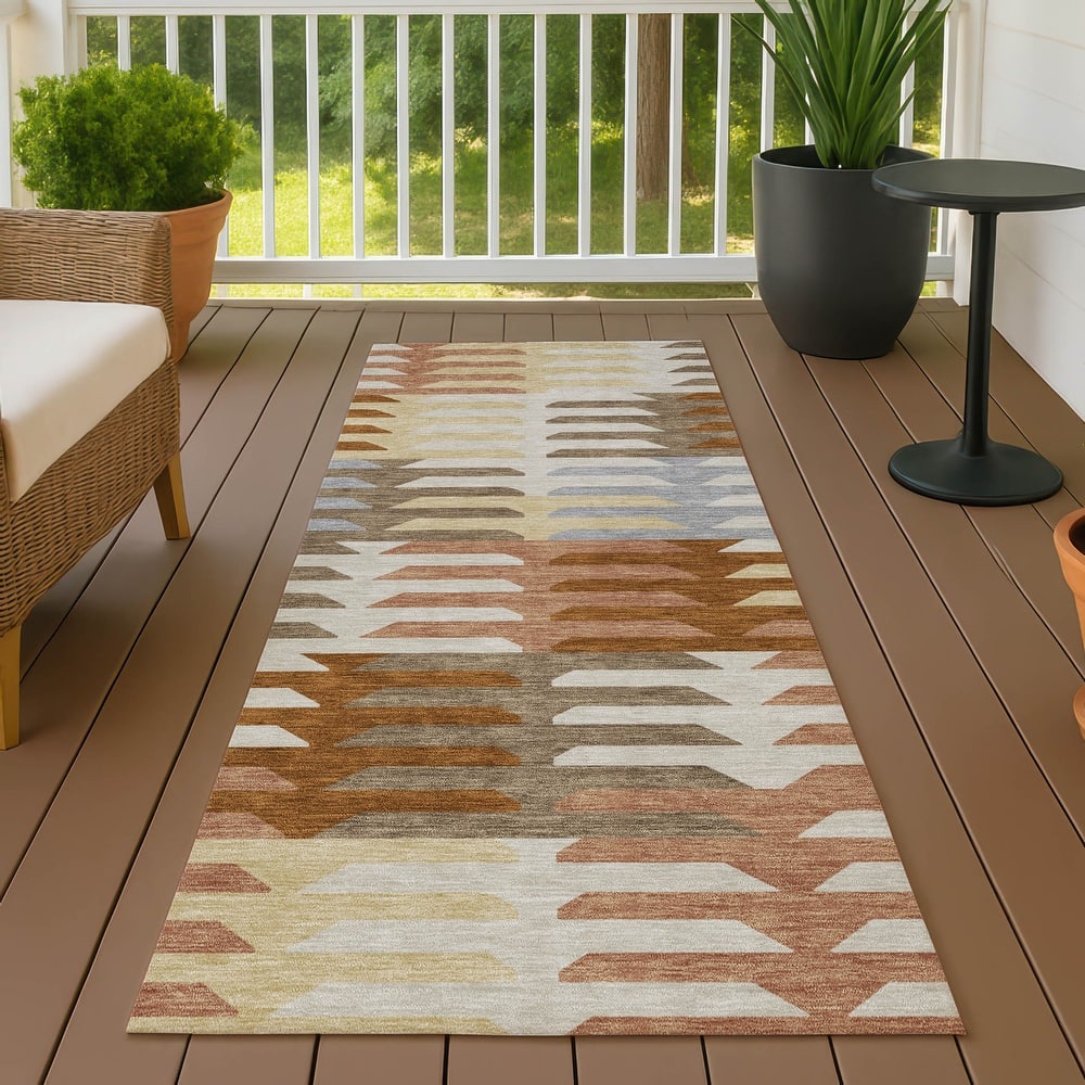 Machine Washable Indoor/ Outdoor Modern Stacks Chantille Rug
