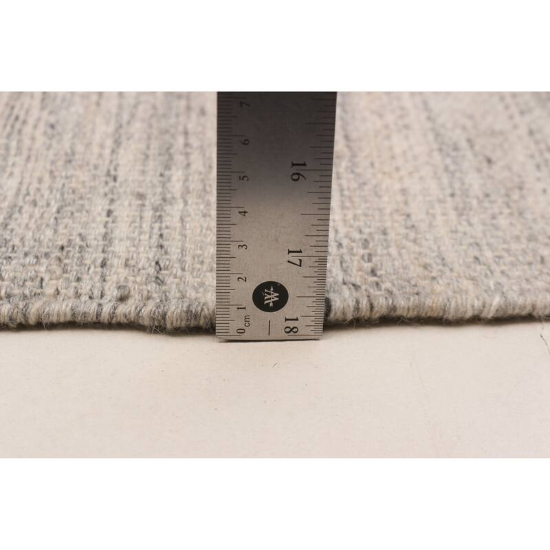 Boho Khaki Kilim 5'2" x 7'11" - 5'2 x 7'11