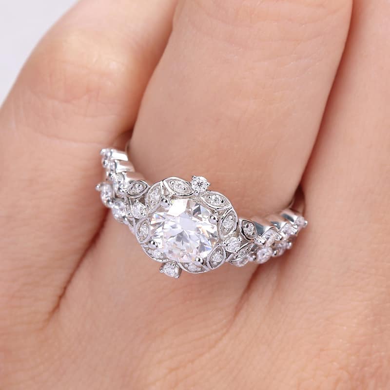 Miadora 1 3/5ct DEW Moissanite Floral Halo Bridal Ring Set in Sterling Silver