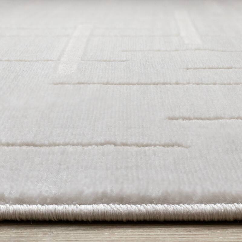 White Lines Design High-Traffic Rug