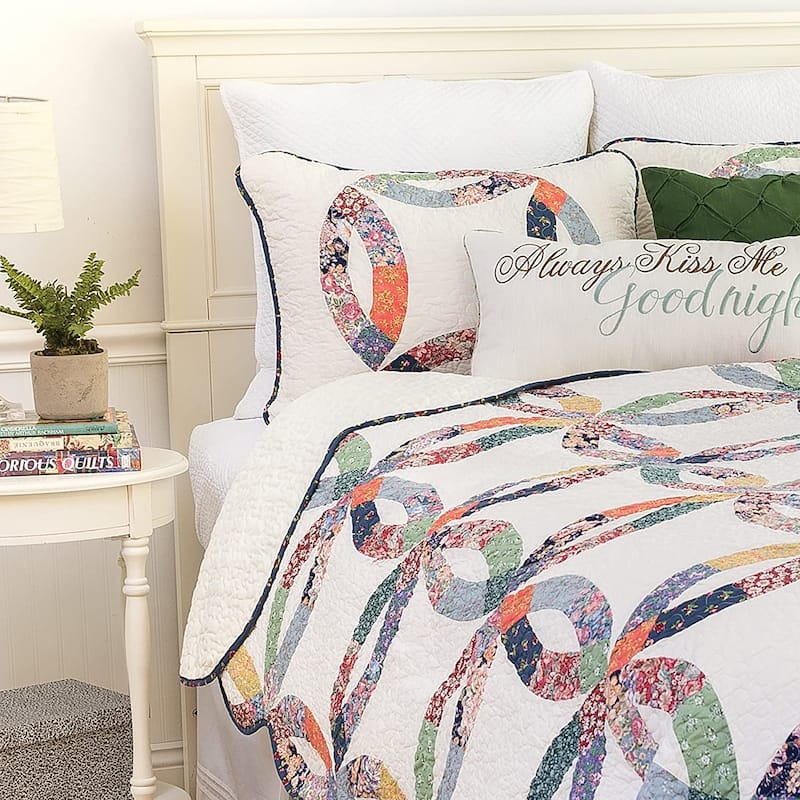 Heritage Wedding Ring Quilt Set