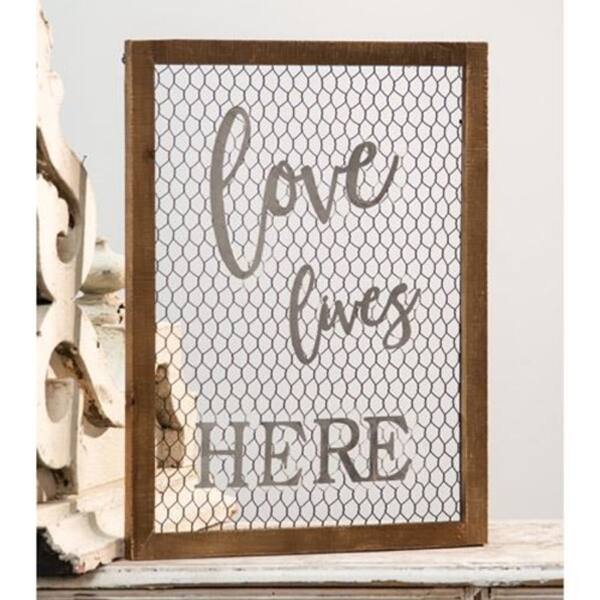 Shop Framed Chicken Wire Wall Art Love Lives Here On Sale Overstock 26448623