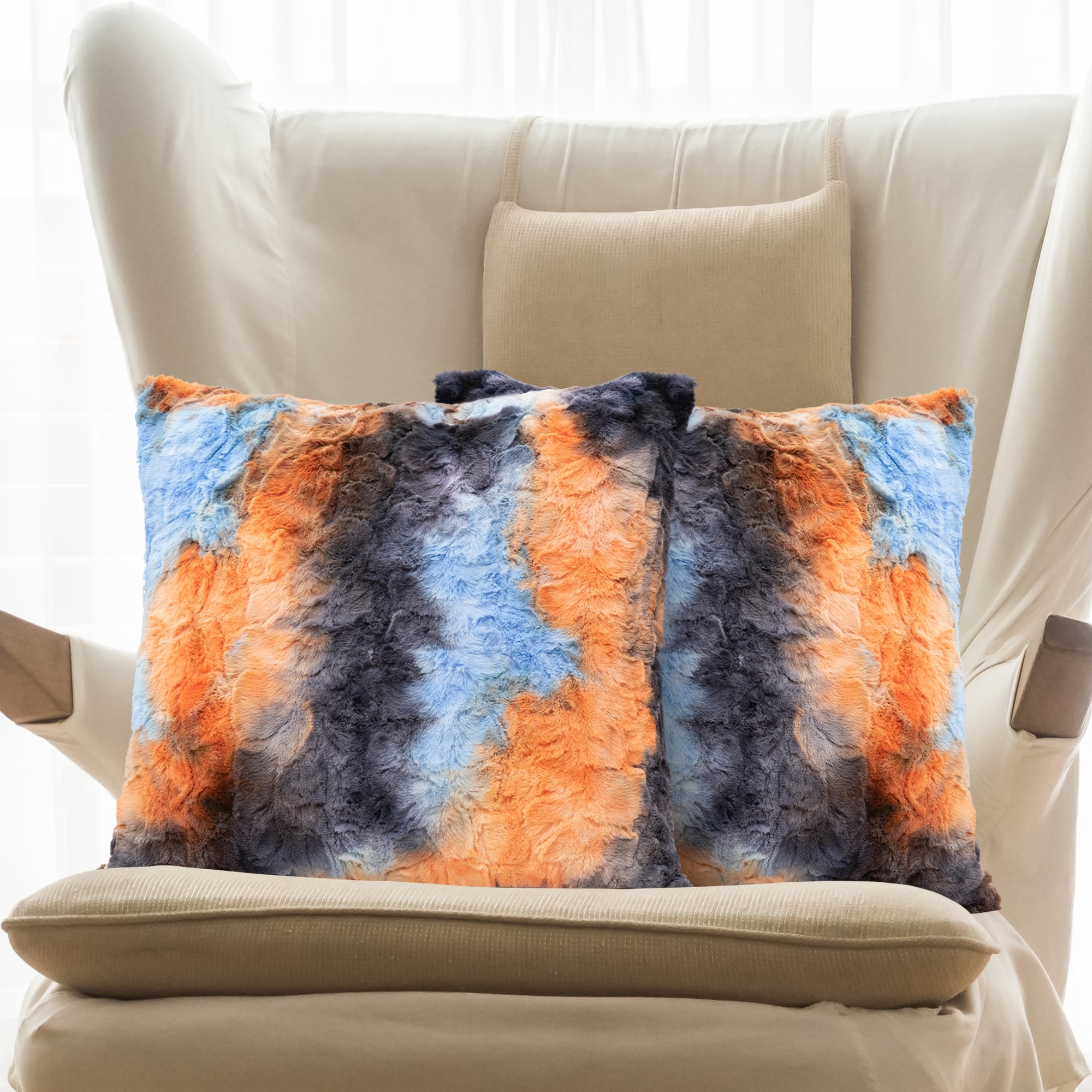 Cheer Collection Set of 2 18"x18" Ultra Soft and Cozy Throw Pillows