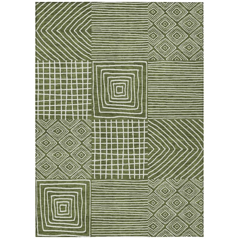 HomeRoots Geometric Transitional Rectangle Outdoor Rug