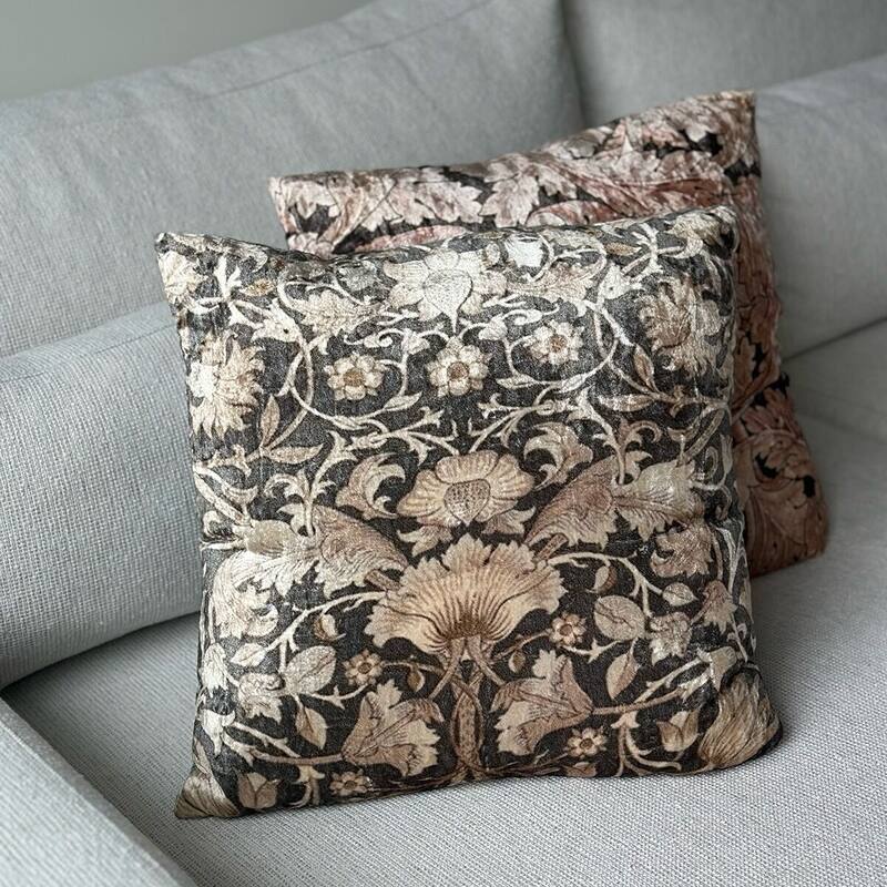 Baroque Leaf Velvet Embroidered Square Decorative Throw Pillow