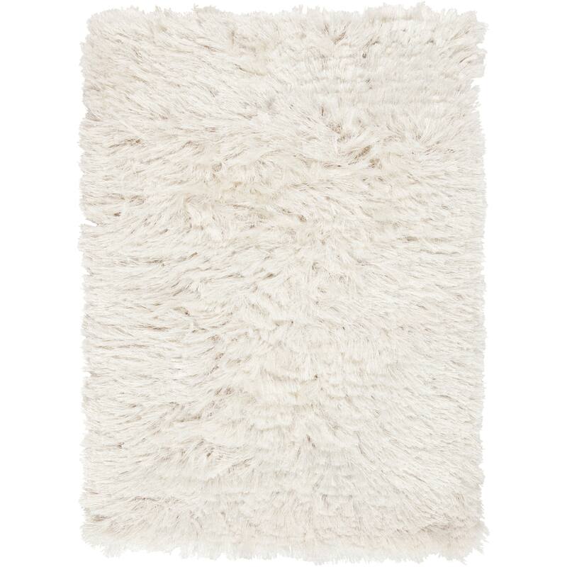Hand-woven Altus Plush Area Rug
