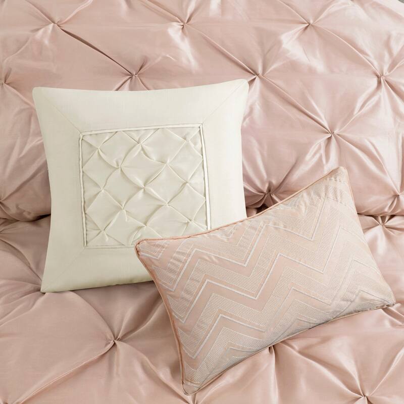 GDF Studio - Laurel 7-Piece Tufted Comforter Set with Decorative Pillows