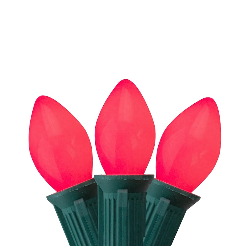 25-Count Opaque Pink C7 Christmas Lights Set 24ft Green Wire - 24'