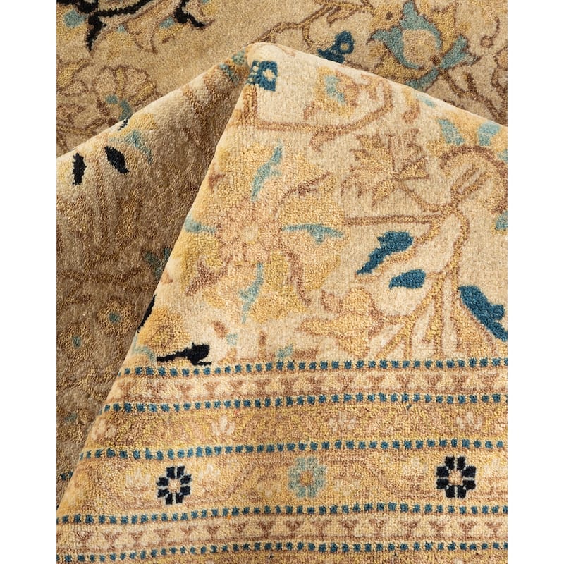 Overton Hand Knotted Wool Traditional Oriental Ivory Area Rug - 8' x 10'