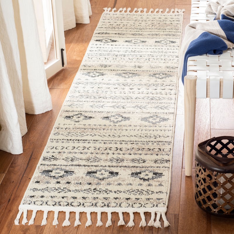 SAFAVIEH Marrakech Inha Traditional Oriental Rug - 2' x 8' Runner - Ivory/Navy