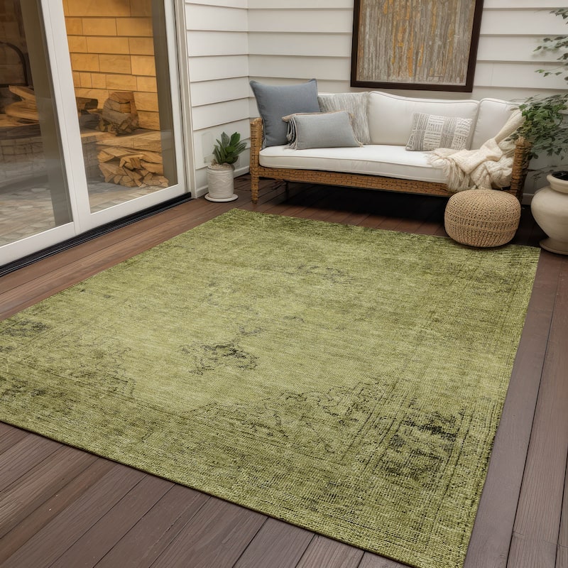 Machine Washable Indoor/ Outdoor Chantille Traditional Vintage Rug