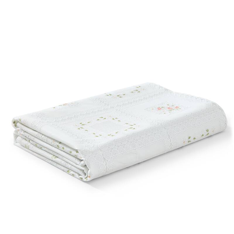 Floral Lace-Inspired 3-Yard Cut-to-fit Vinyl Tablecloth/Table Protector - 54x108