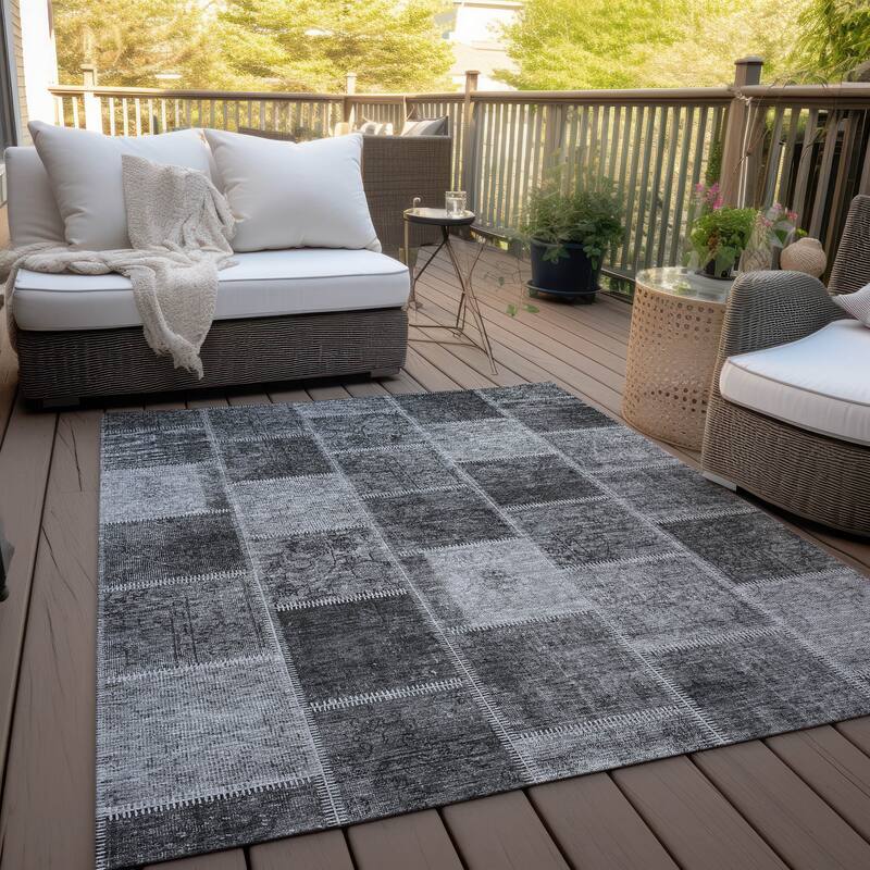 Machine Washable Indoor/ Outdoor Chantille Traditional Patchwork Rug - Gray - 3' x 5'