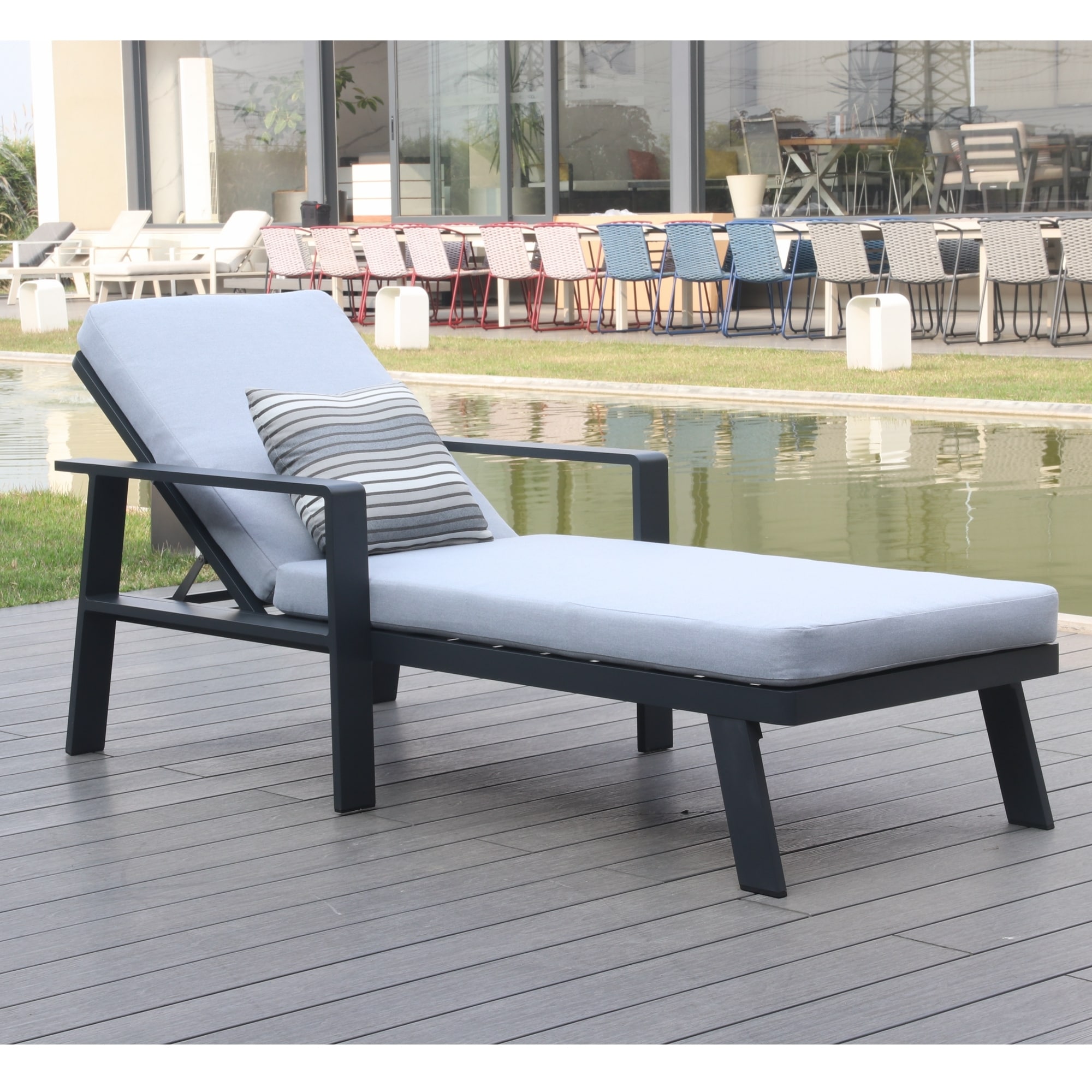 HIGOLD Nofi Outdoor Chaise Lounge Patio Lounge Chair Made of