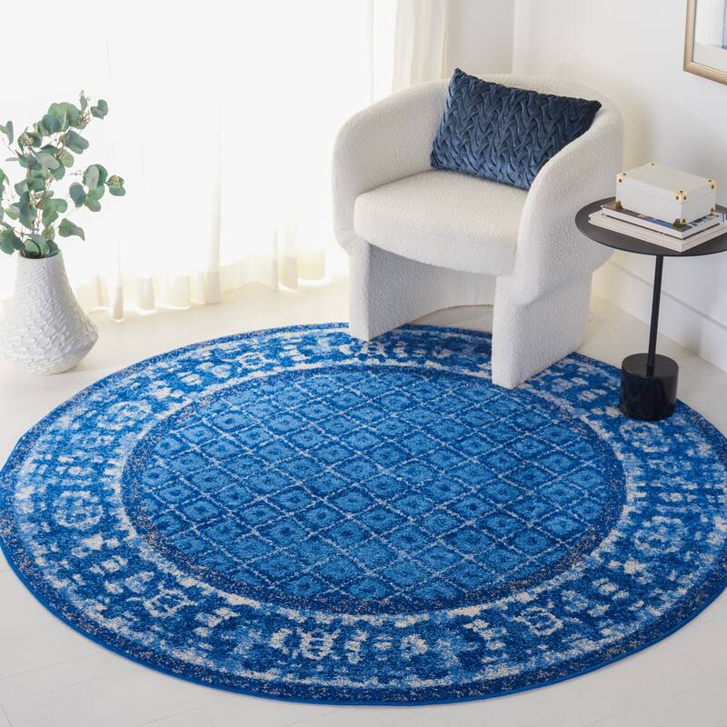 SAFAVIEH Adirondack Cass Distressed Rug - 4' Round - Light Blue/Dark Blue
