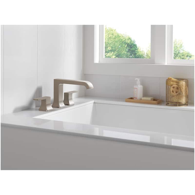 Delta T2739 Velum Deck Mounted Roman Tub Filler with Curved Spout