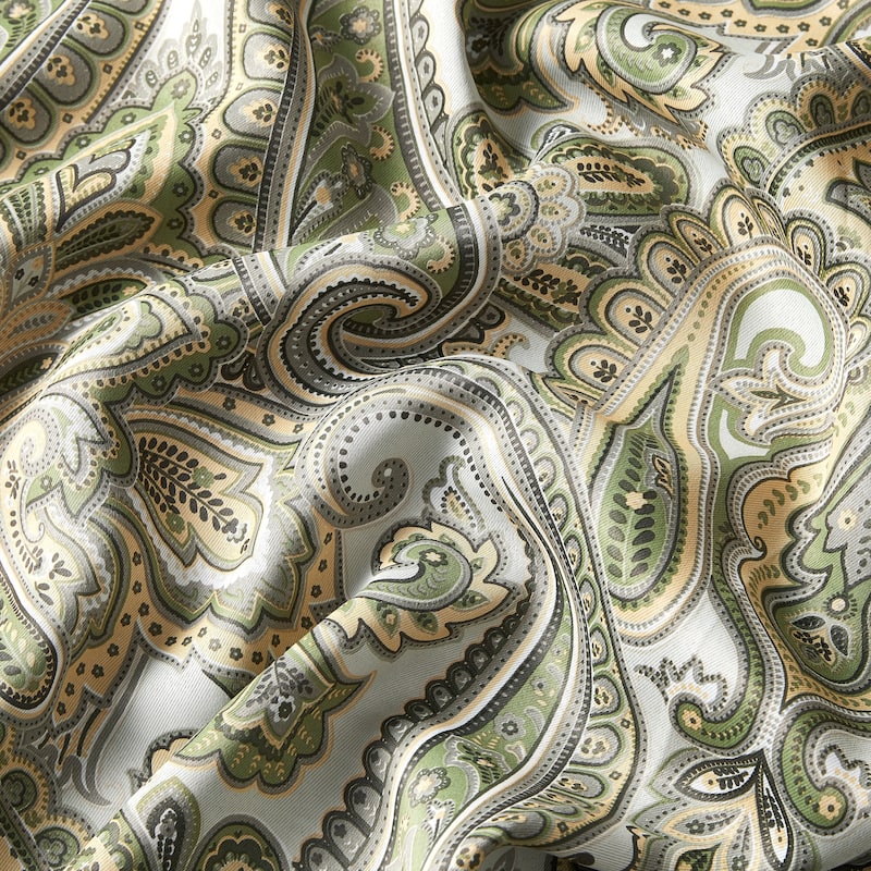 HLC.me Paris Paisley Print Light Reducing Filtering Grommet Window Curtain Panels - Set of 2