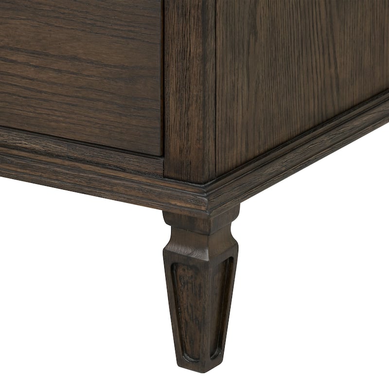 Madison Park Signature Victoria 4-drawer wood dresser (40")