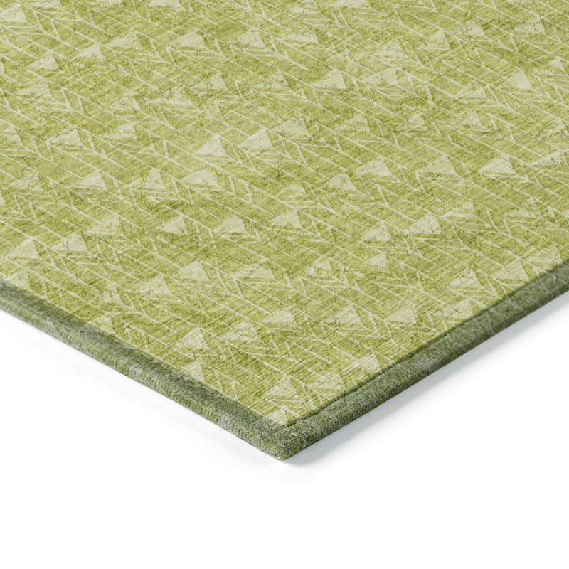 Machine Washable Indoor/ Outdoor Arrows Chantille Rug