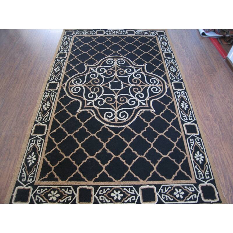 SAFAVIEH Handmade Easy Care Trisha Oriental Rug