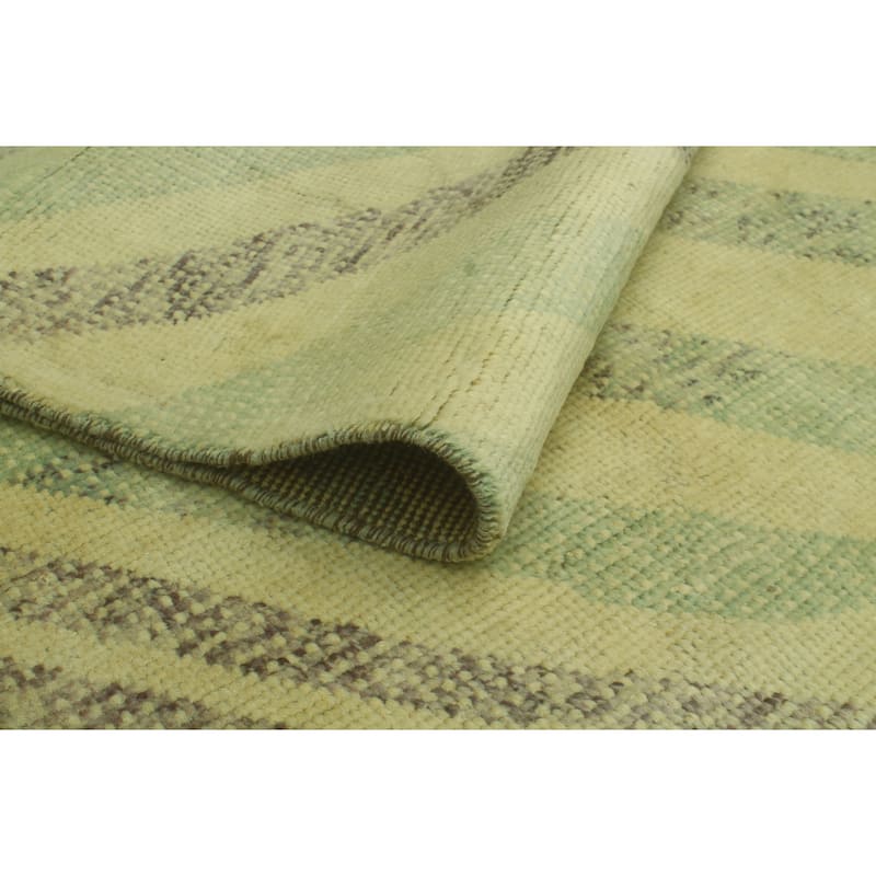 Balochi Magnolia Ivory/Lt. Green Rug - 5'7" x 7'10"