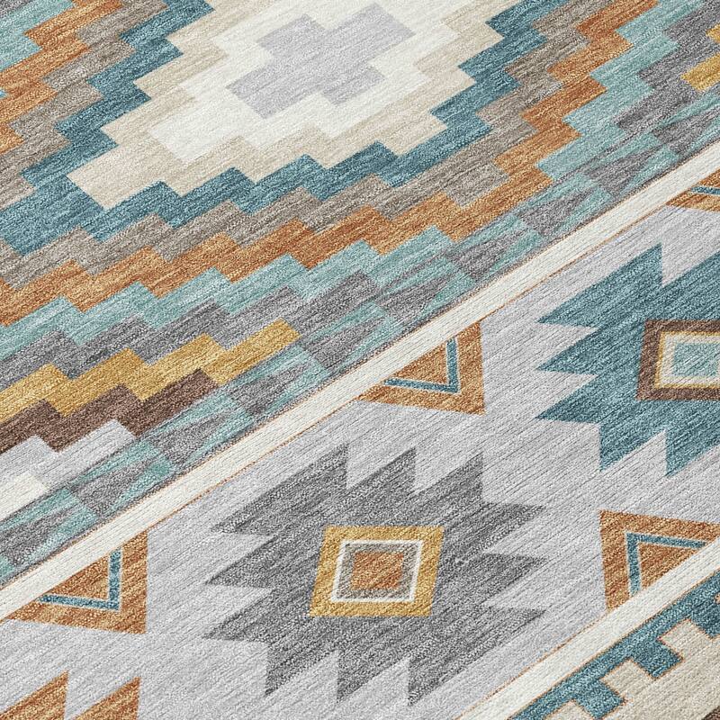 Machine Washable Indoor/ Outdoor Modern Ottawa Chantille Rug