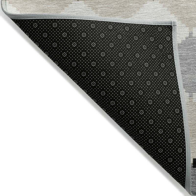 HomeRoots Geometric Transitional Rectangle Outdoor Rug