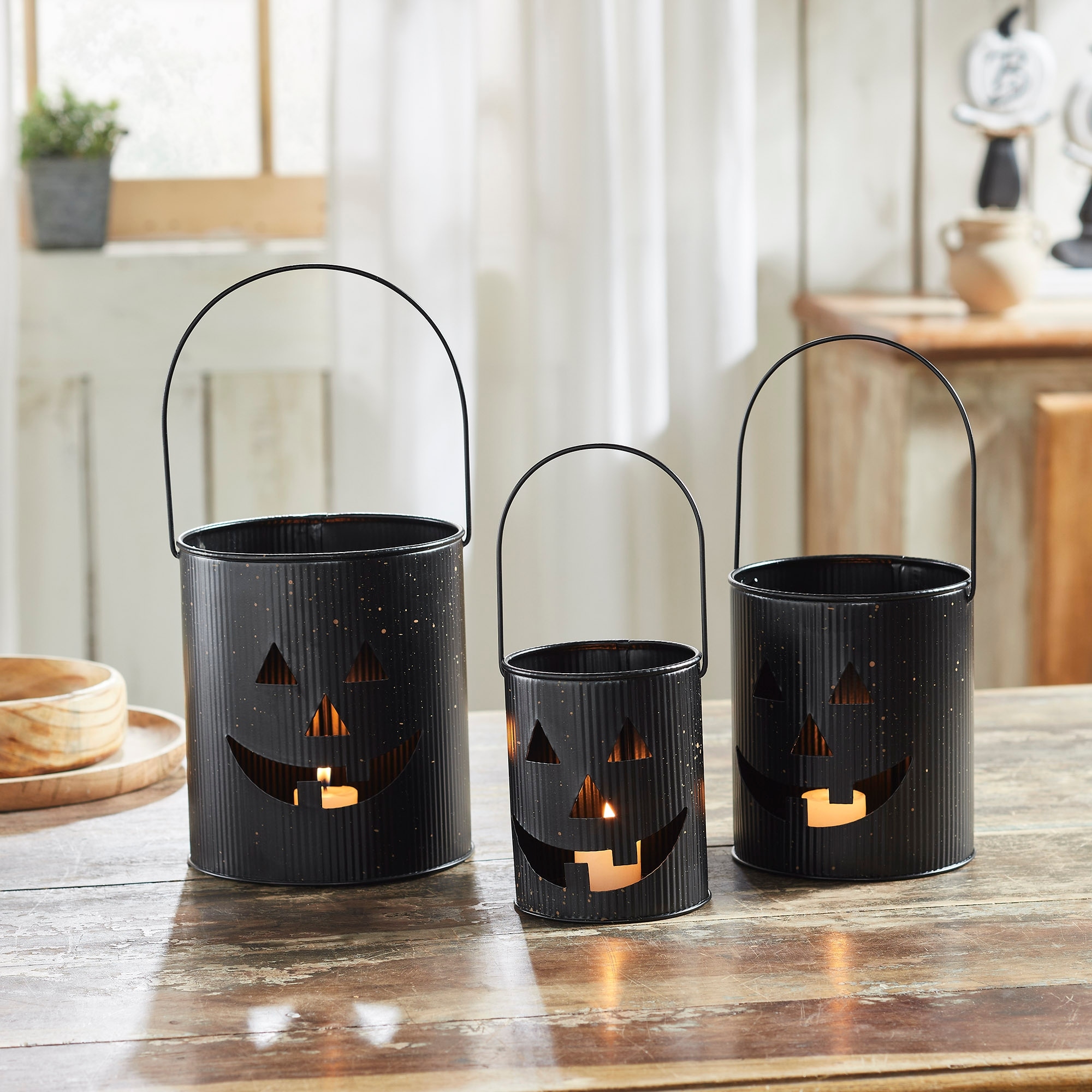 Jack-O-Lantern Metal Candle Holder Set of 3 - 5/6/7 inch - N/A