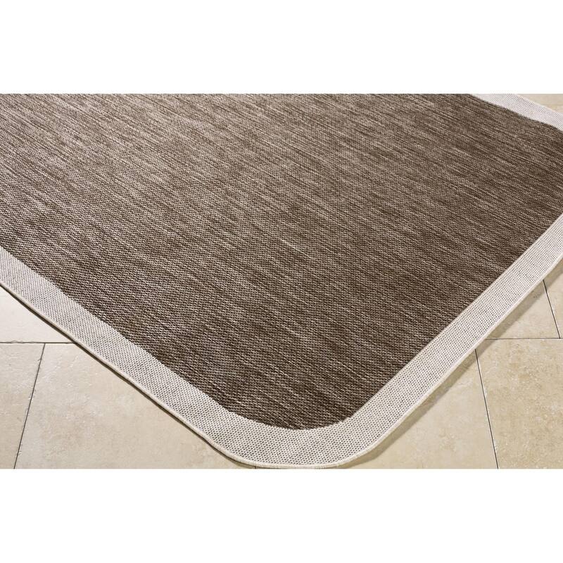 Livabliss Miami Beach Traditional Indoor/Outdoor Area Rug