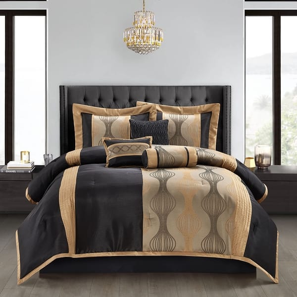 Grand Avenue Daniella 7-Piece Modern Geometric Comforter Set - On Sale -  Bed Bath & Beyond - 12365263