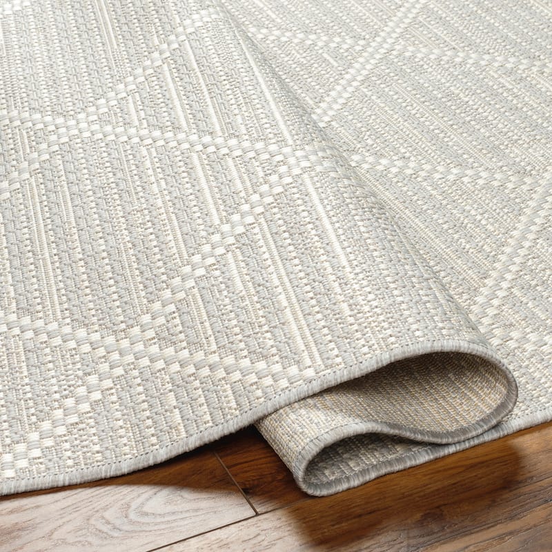 Livabliss Ravello Transitional Trellis Indoor/ Outdoor Area Rug