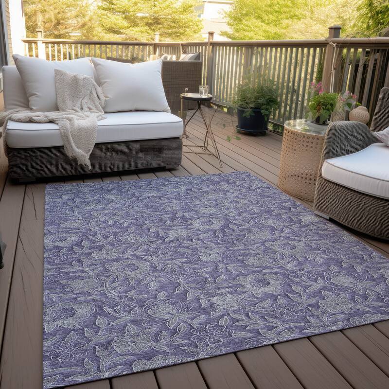 Machine Washable Indoor/ Outdoor Chantille Floral Rug - Eggplant - 8' x 10'