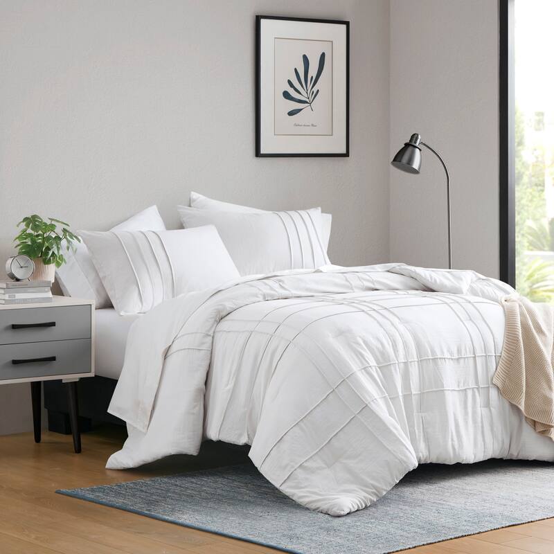 Chelsea Square Evans Pinch Pleated Soft Washed Boho Comforter Set