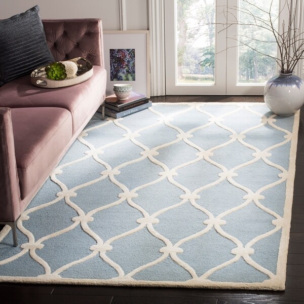 Safavieh Handmade Cambridge Sinda Modern Moroccan Wool Rug. Opens flyout.