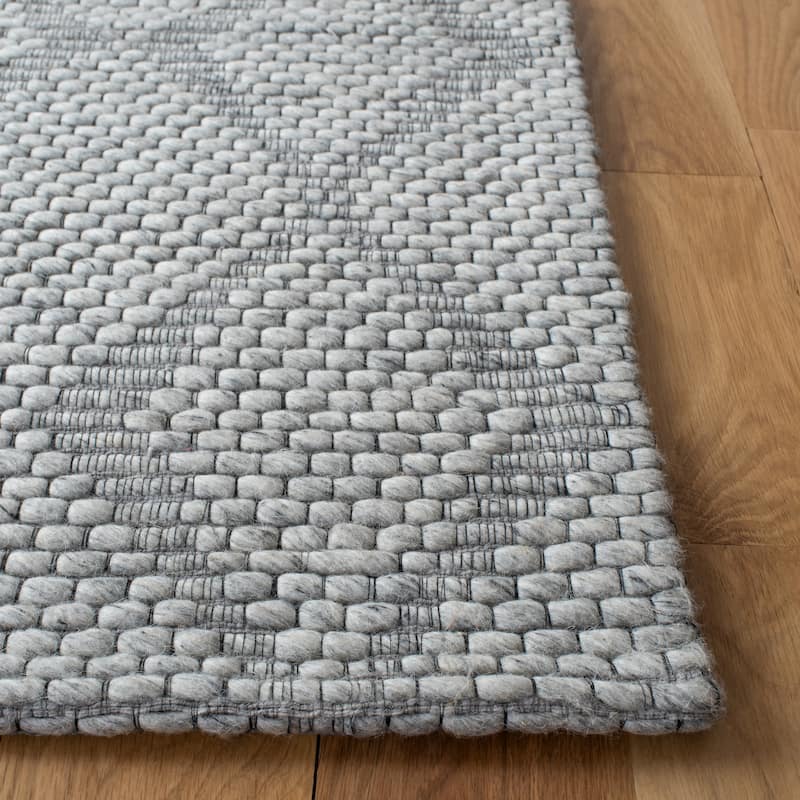 SAFAVIEH Marbella Fidalma Wool Rug