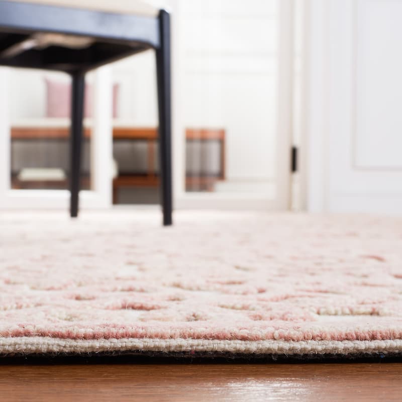 Martha Stewart by SAFAVIEH Handmade Siegharda Wool Rug