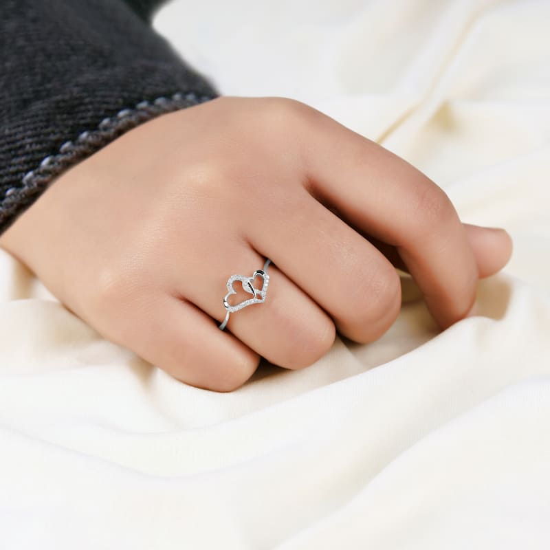 1/20ct TDW Diamond Heart Ring in 10k Gold for Women