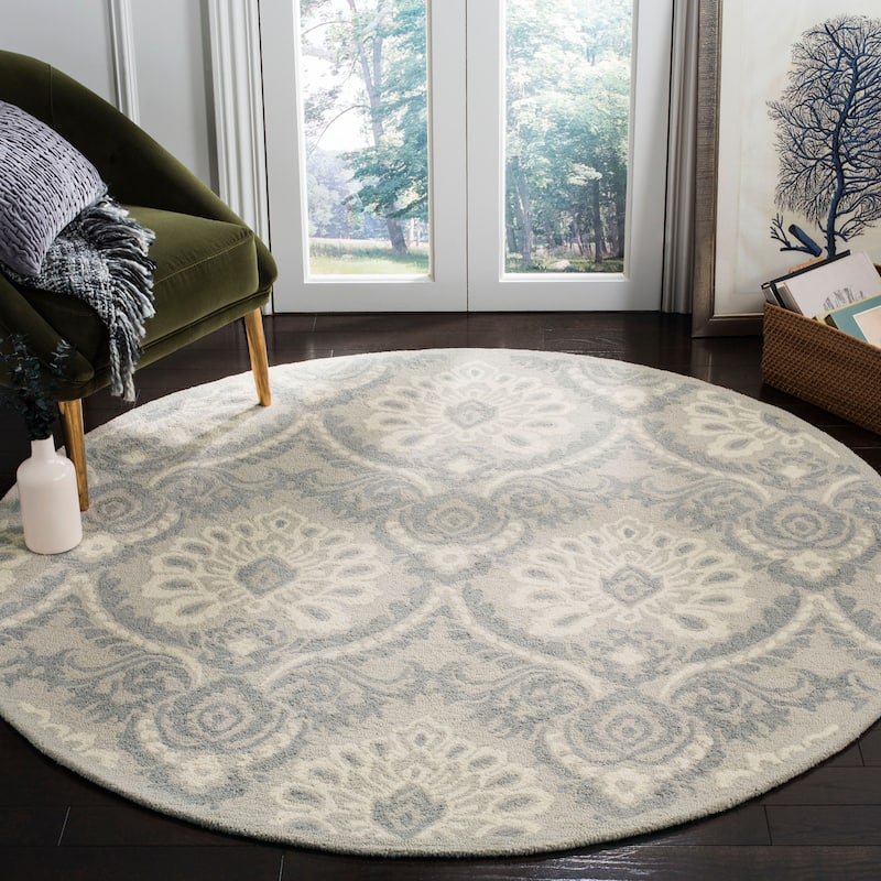 SAFAVIEH Handmade Blossom Esta Modern Floral Wool Rug - 6' Round - Light Grey/Ivory