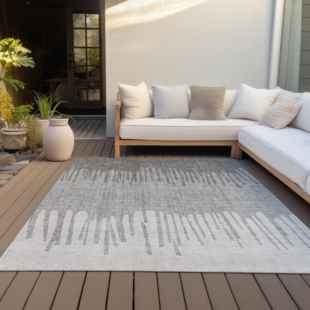 Machine Washable Indoor/Outdoor Modern Ombre Chantille Rug