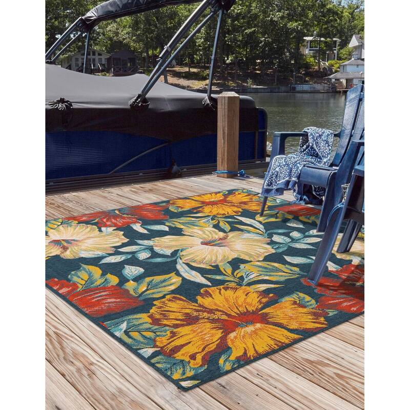 Outdoor Trisha Collection Area Rug - Multi - 10' Square