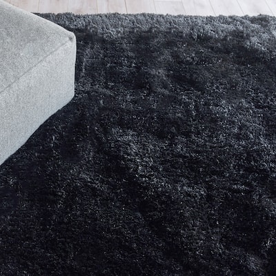 EXQUISITE RUGS Sumo Shag Hand-loomed Polyester/Microfiber Black Area Rug.