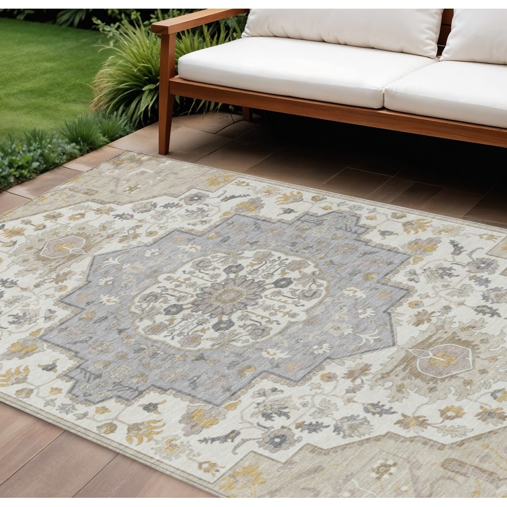 HomeRoots Oriental Traditional Rectangle Outdoor Rug