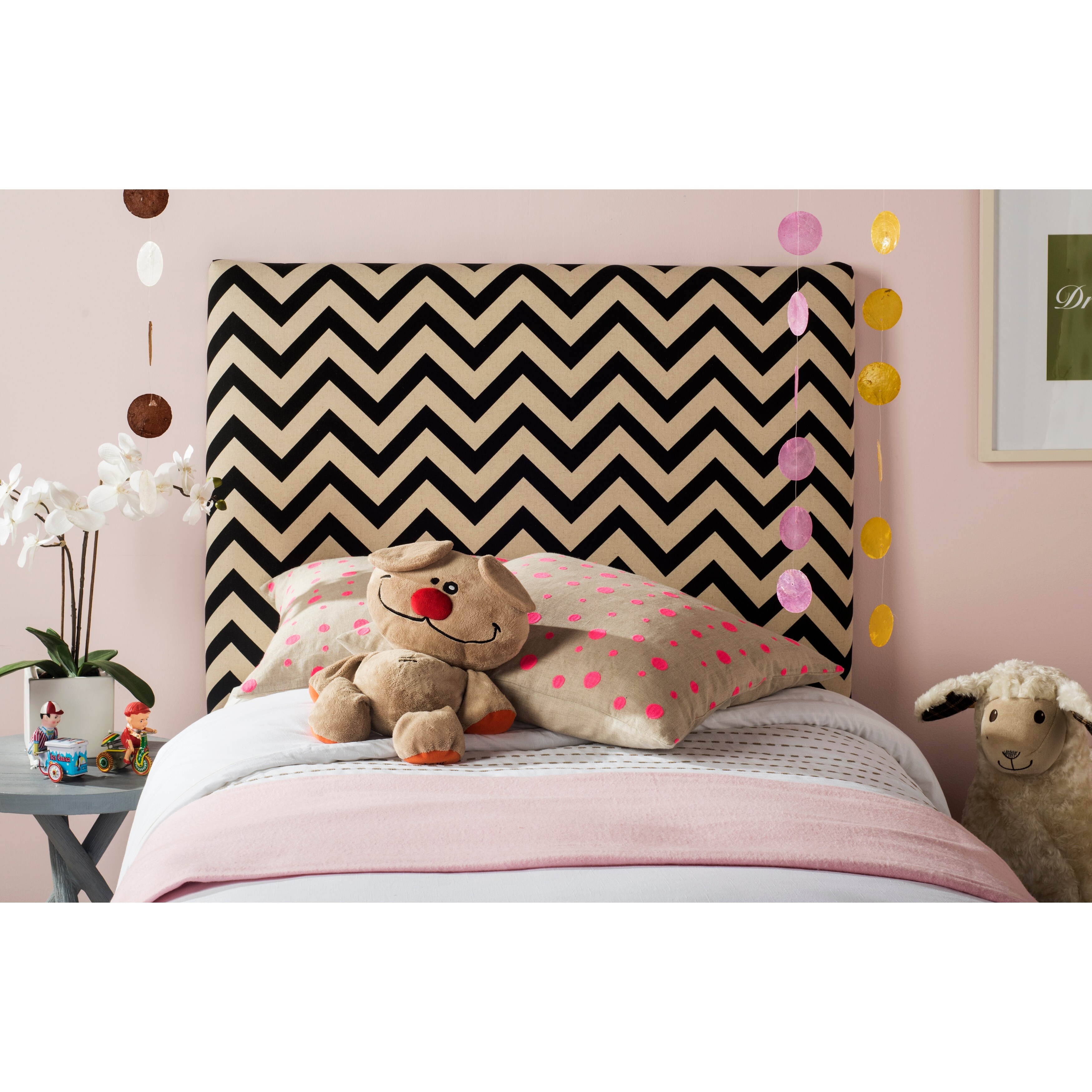 【期間限定特価】 SAFAVIEH Ziggy Black/Off-White Upholstered Chevron Headboard ピンズ・ピンバッジ・缶バッジ