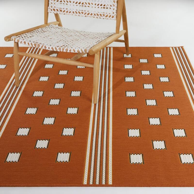 Fiorentino Geometric Indoor/Outdoor Area Rug - 7'10" x 10' - Orange