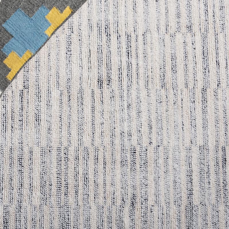 SAFAVIEH Handmade Restoration Carmelo Vintage Rug