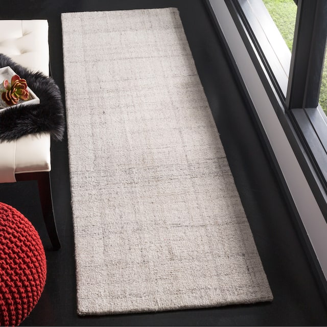 SAFAVIEH Handmade Abstract Nettie Modern Viscose Rug - 2'3" x 4' - Light Grey