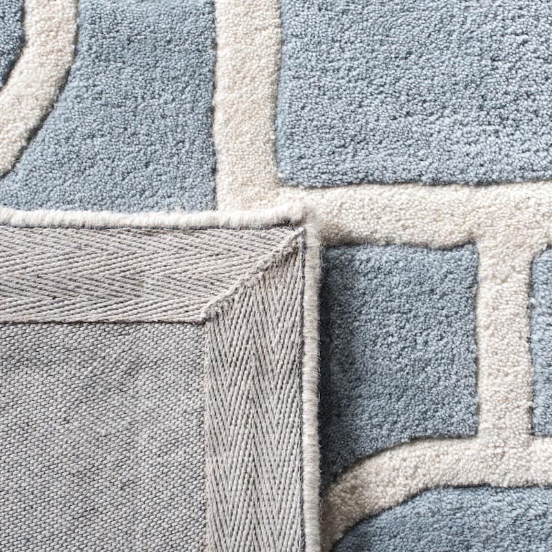 SAFAVIEH Handmade Chatham Alkinoi Modern Moroccan Wool Rug