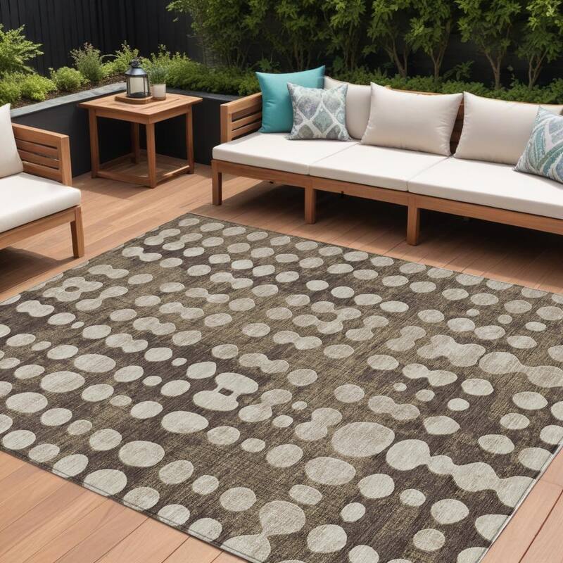 HomeRoots Abstract Transitional Rectangle Outdoor Rug - 10' X 14'
