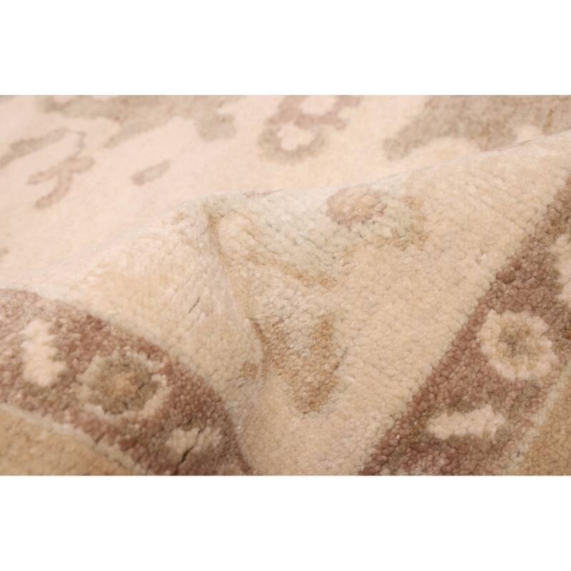 ECARPETGALLERY Hand-knotted Jules Serapi Ivory Wool Rug - 8'2 x 9'11